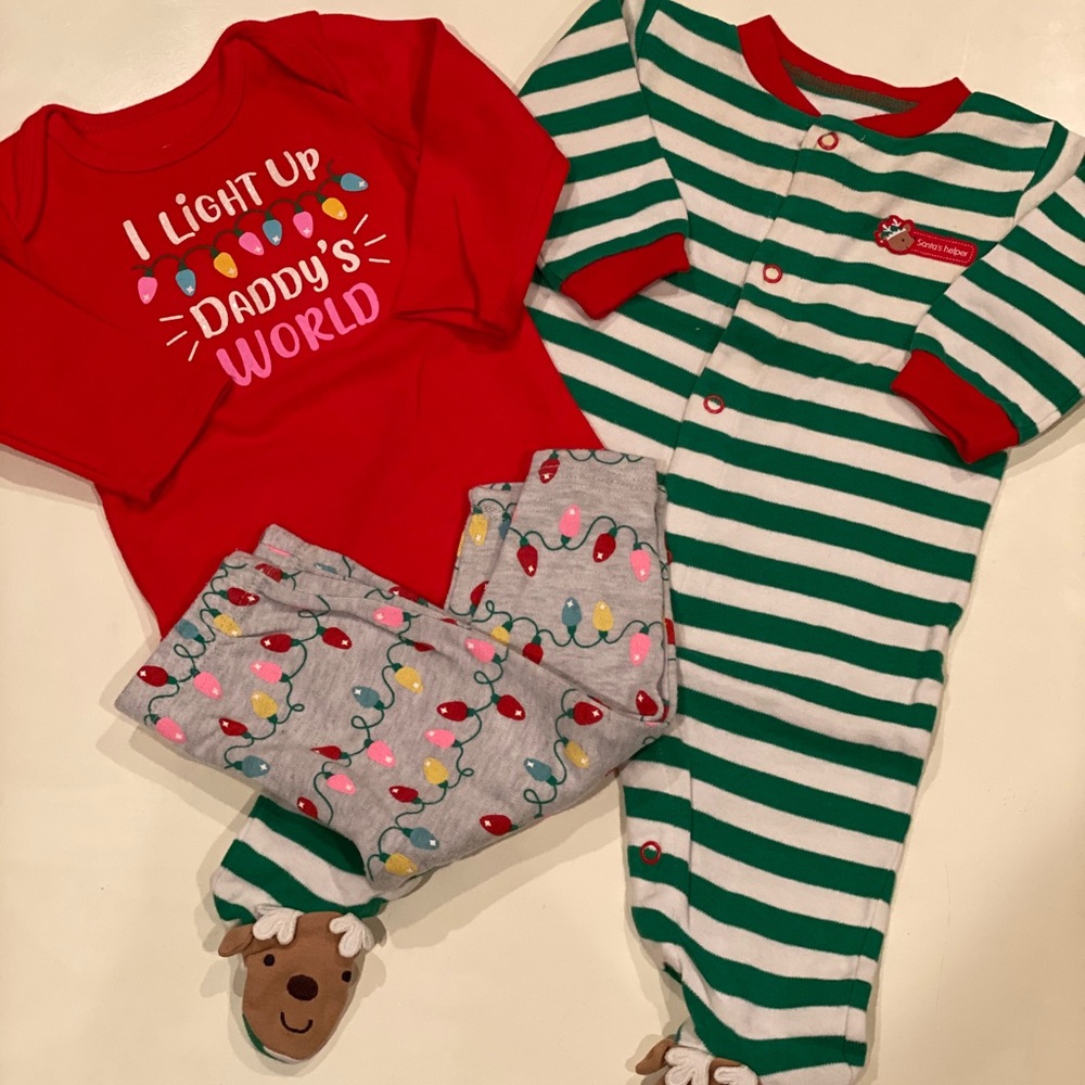 VGUC 6mo HOLIDAY PAJAMA BUNDLE